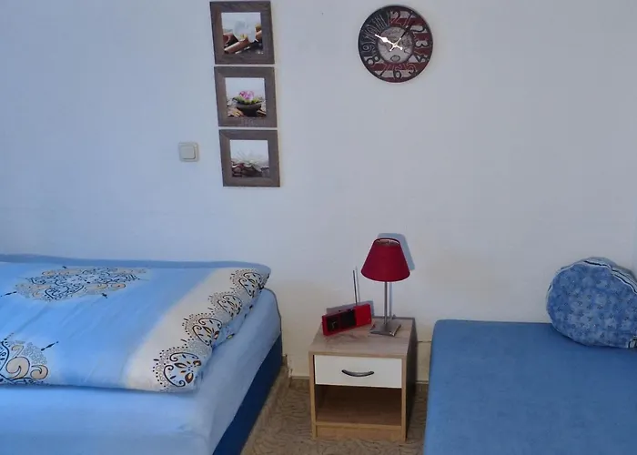 Buelows Ferienwohnung Mit 2 Schlafzimmern